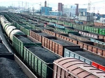 "Укрзалізниці" потрібно 72 тисячі вантажних вагонів