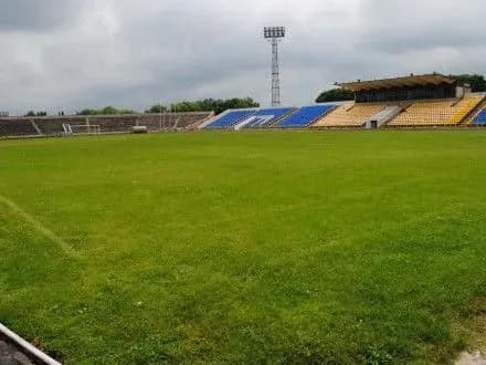 Реконструкцію головного стадіону Рівного перенесли