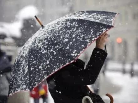 У трьох районах Хмельниччини призупинили навчання у школах