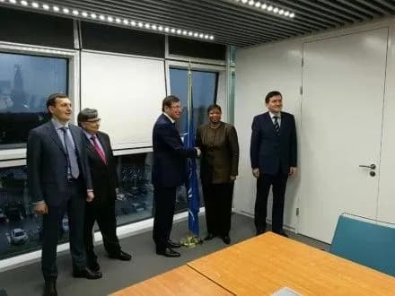 Ю.Луценко розпочав зустріч з прокурором офісу МКС