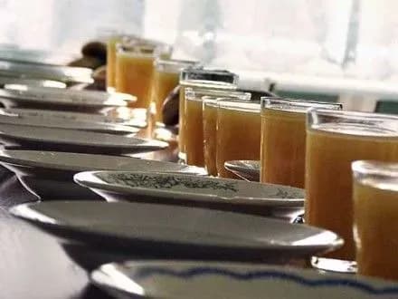 Контроль за постачальниками продуктів шкільного харчування здійснюється на дуже низькому рівні — експерт