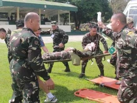 На кортеж президента Філіппін вчинили замах