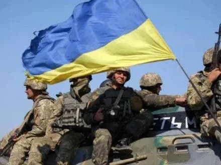 Фінансування українського війська поки недостатнє — В.Гройсман