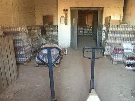 Правоохоронці вилучили понад 27,5 тонн фальсифікованого алкоголю у Дніпрі