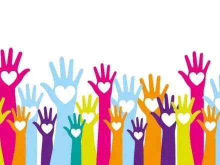 Прем'єр привітав українців з Міжнародним днем волонтера