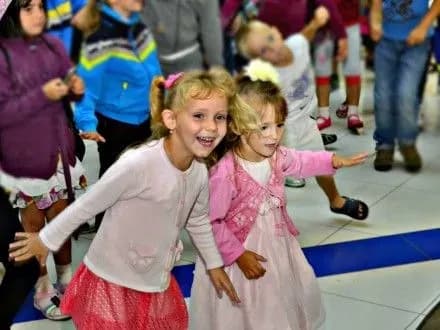 Посол Бельгії пригостить дітей-переселенців бельгійськими вафлями до Дня св.Миколая