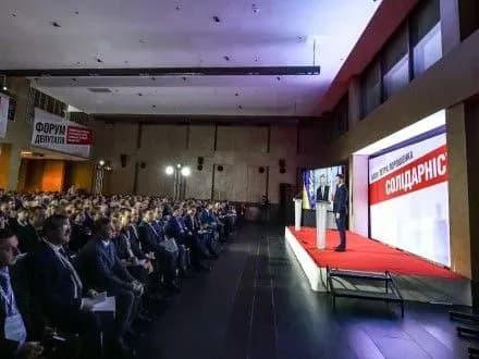 П.Порошенко: висока явка на виборах в об’єднаних громадах виявилася несподіваною