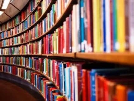 Президент обмежив доступ на український ринок книжок з Росії