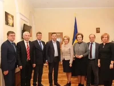 Л.Гриневич обговорила з литовськими партнерами створення дистанційного навчання в Україні