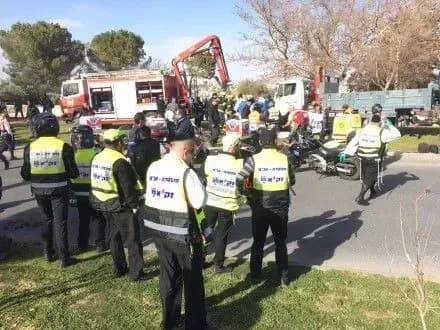 Вантажівка в'їхала у групу солдатів в Єрусалимі