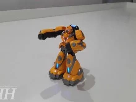 Шоу-виставка роботів відкрилася у Києві