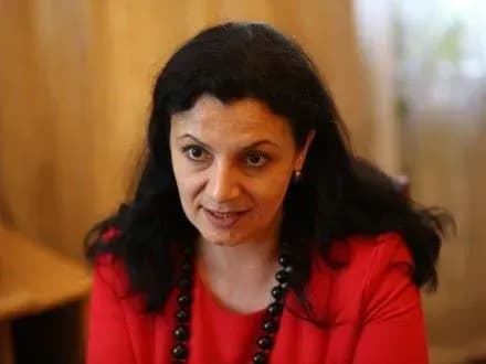 Частина західних еліт сприймає Україну як проблему у відносинах з Москвою - І.Климпуш-Цинцадзе