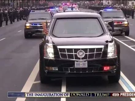 Кортеж з Д.Трампом та Б.Обамою направився до Капітолію