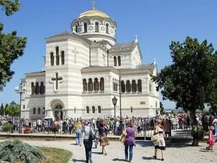 Кримська єпархія РПЦ готує запит про передачу їй 24 об'єктів "Херсонеса"