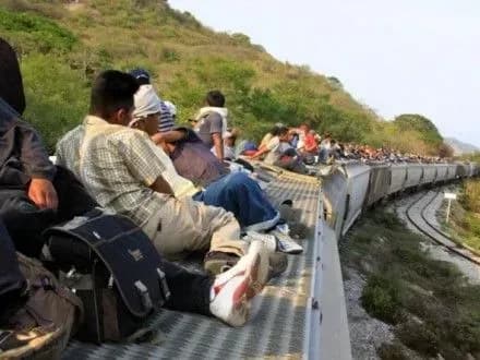 Д.Трамп підписав закон, який посилює відбір іммігрантів при в’їзді в США