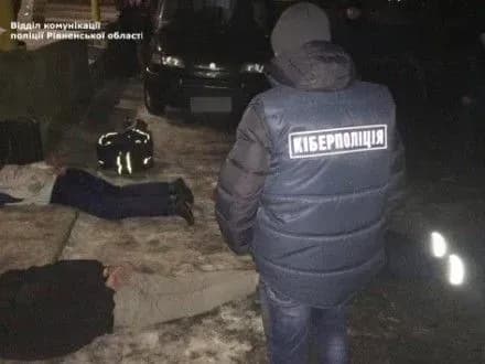 Поліція викрила шахрая, який ошукав людей на мільйон гривень