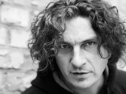 Два роки тому в автокатастрофі загинув лідер гурту “Скрябін” А.Кузьменко