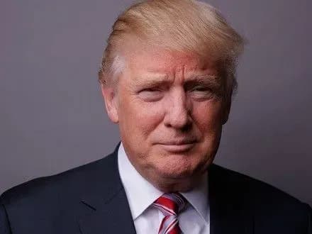 Д.Трамп назвав угоду про прийом біженців з Австралії "дурнуватою"