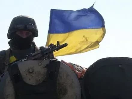 Міноборони опублікувало відео військового, який читає вірші про кохання