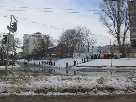 Через прорив труби у Вінниці частково обмежено рух транспорту