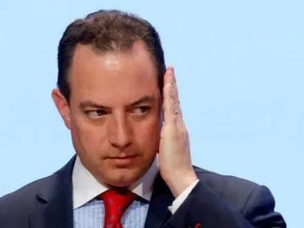 У Білому домі спростували контакти радників Д.Трампа з російською розвідкою під час виборчої кампанії