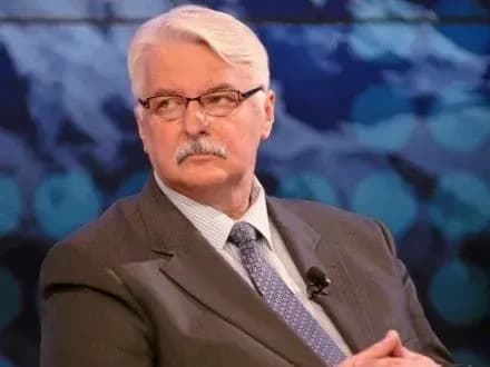 Очільники МЗС Польщі і України відвідають "Биківнянські могили"