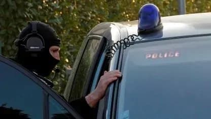 У передмісті Парижа затримали чотирьох осіб за підозрою в підготовці теракту