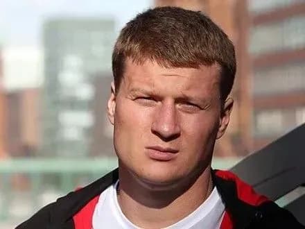 Російського боксера О.Повєткіна відсторонено від змагань на невизначений термін
