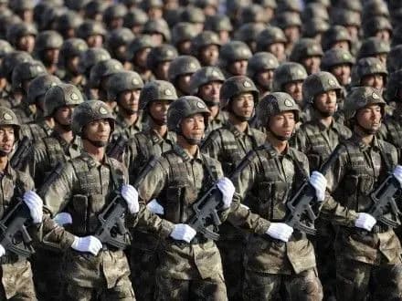 Китай доведе витрати на армію до 1,3% ВВП