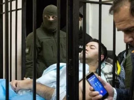 Суд не дозволив повернути Р.Насірова у Феофанію