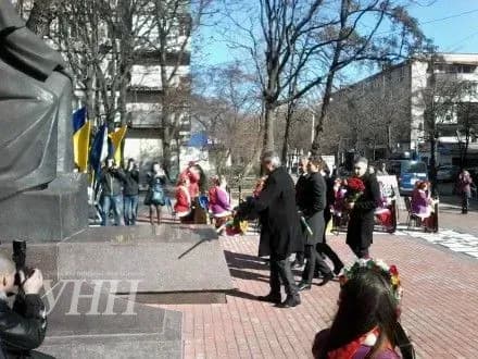 Більше 60 осіб зачитали вірші Т.Шевченка у Дніпрі