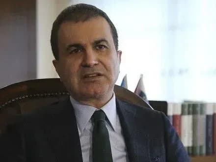 У Туреччині не виключили перегляду угоди ЄС з питань біженців