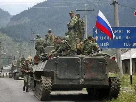 Адвокат засудженої за держзраду росіянки: вона писала прохання про помилування під тиском начальника СІЗО