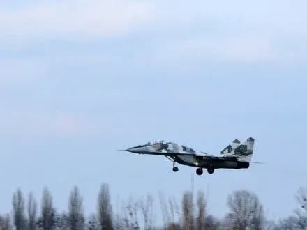 Тактична авіація командування "Центр" провела планові польоти винищувачів