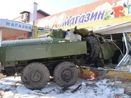 "Урал" протаранив зоомагазин в Миколаєві