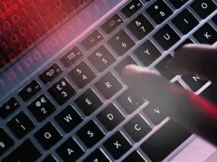 США закликали РФ видати обвинувачених в кібератаках росіян