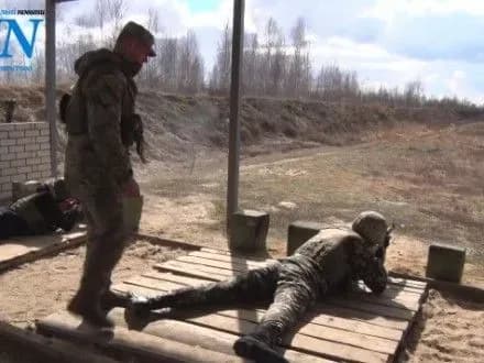 Курс молодого розвідника пройшли журналісти на Житомирщині