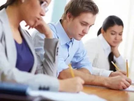 Для участі в ЗНО-2017 зареєструвалися більше 223 тис. осіб