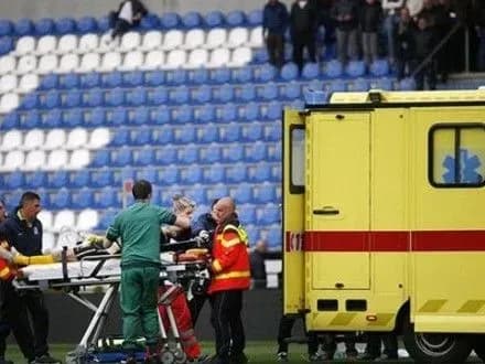 Близько 200 осіб постраждали у тисняві на стадіоні в Єгипті