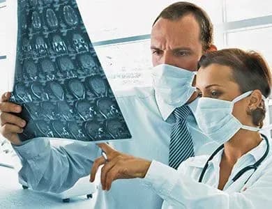 Майже 90 тис. жителів України щороку помирає від раку