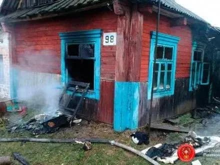 На Рівненщині заживо згоріли мати з сином