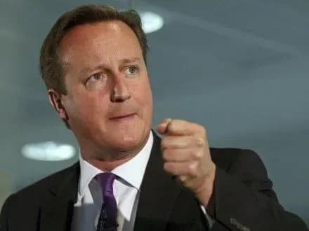 Екс-прем'єр Британії: нападники на нашу демократію не переможуть