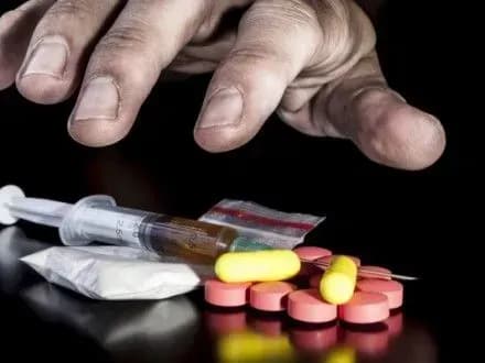 Запорізьких підполковників спіймали на торгівлі наркотиками