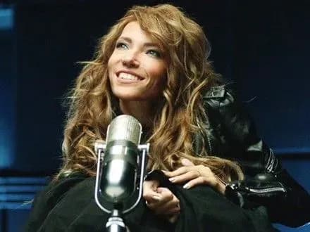 СБУ заборонила в’їзд до України російській співачці Ю.Самойловій на три роки - О.Гітлянська