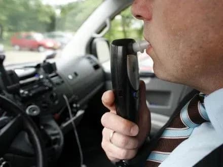 Громадський транспорт у Києві може обзавестися алкозамками