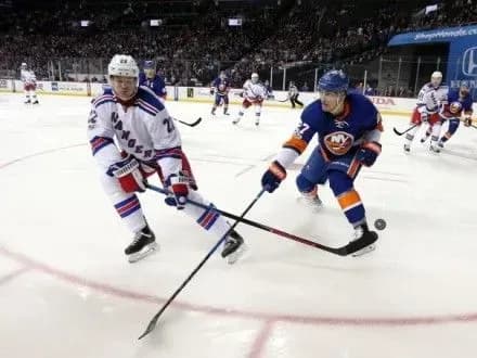 "Нью-Йорк Рейнджерс" зазнав сьомої поспіль домашньої поразки в НХЛ