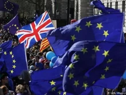 У Лондоні десятки тисяч людей протестували проти Brexit