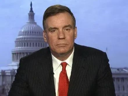 Росія втручається в хід виборів у Німеччині і Франції – американський сенатор