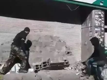 У Києві "розмурували" російський "Сбербанк"