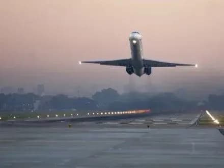 Львовські правоохоронці викрили схему привласнення мільйонів гривень авіакомпанії